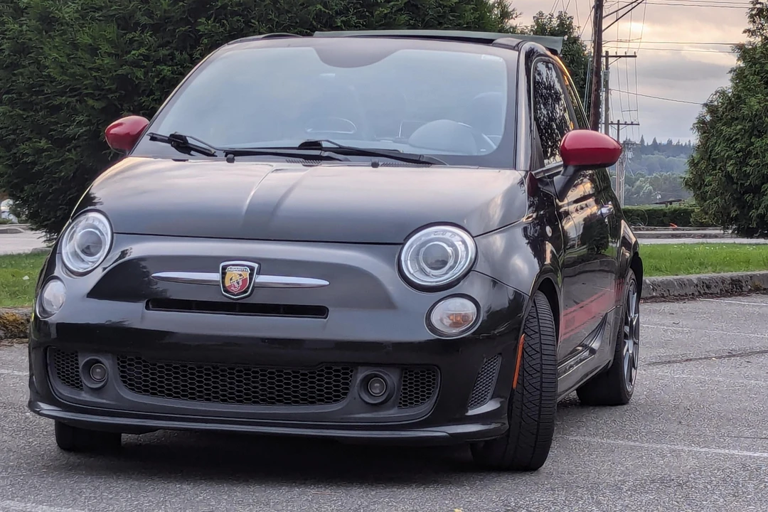 2013 Fiat Abarth 500 - Image 2 of 31