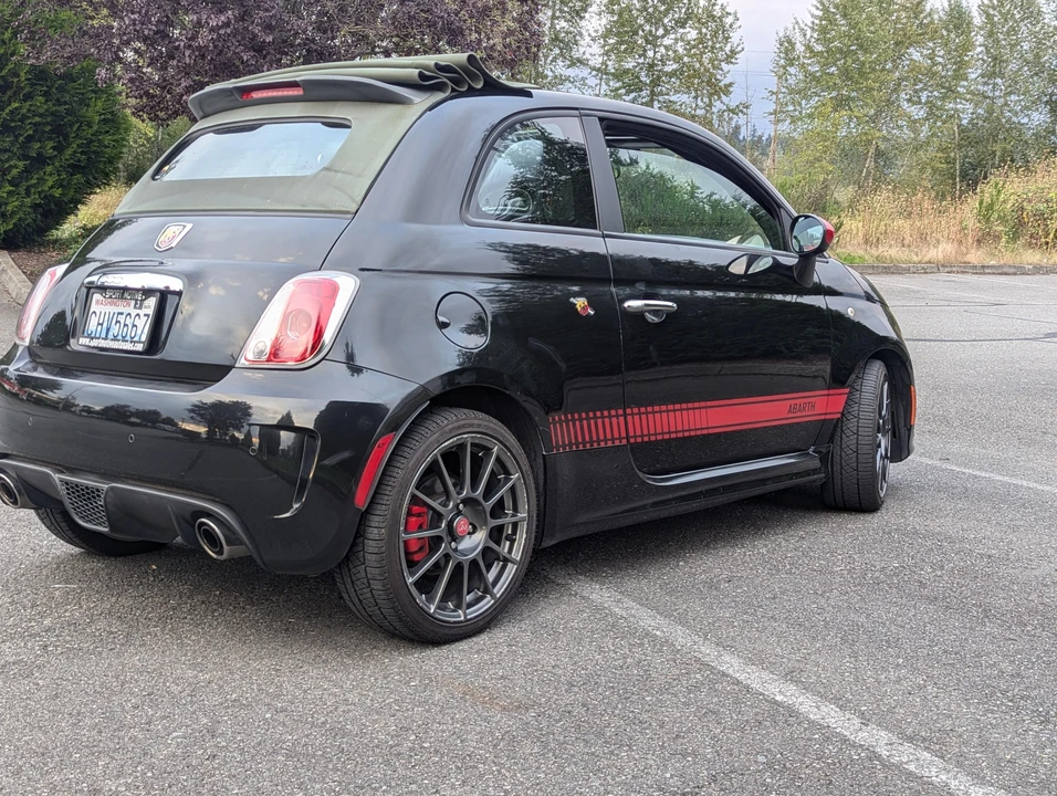 2013 Fiat Abarth 500 - Image 16 of 31