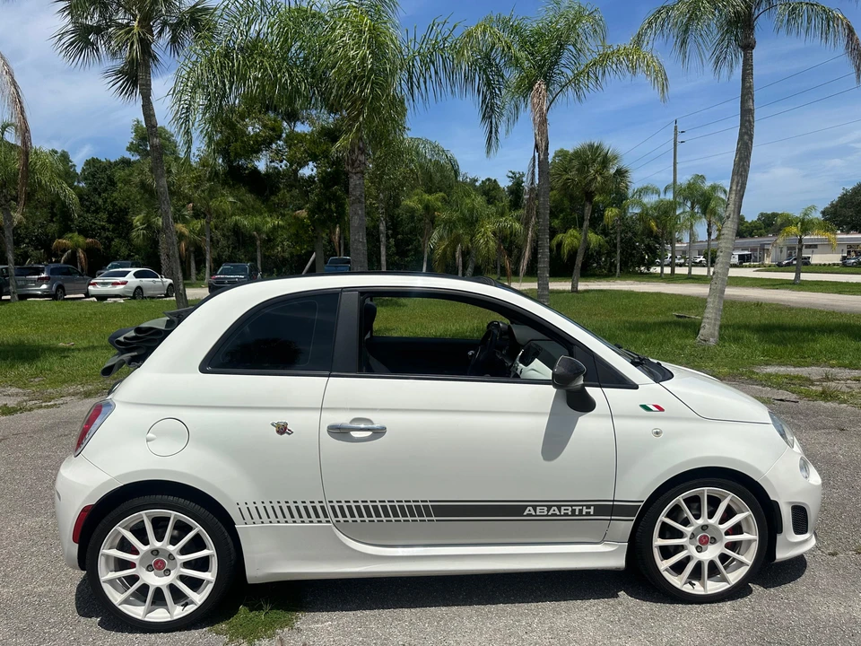 2013 Fiat Abarth 500 - Image 18 of 31