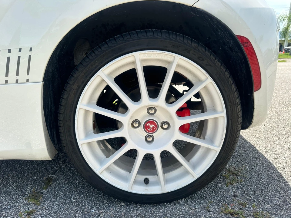 2013 Fiat Abarth 500 - Image 29 of 31