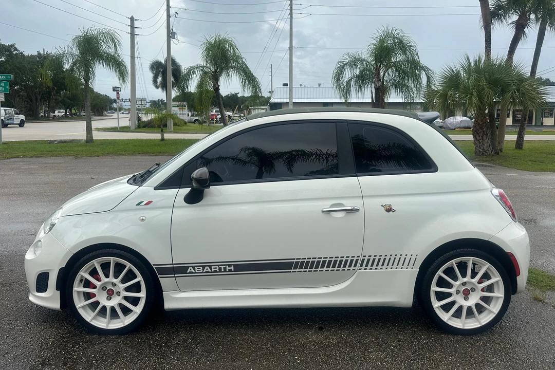 2013 Fiat Abarth 500 - Image 3 of 31