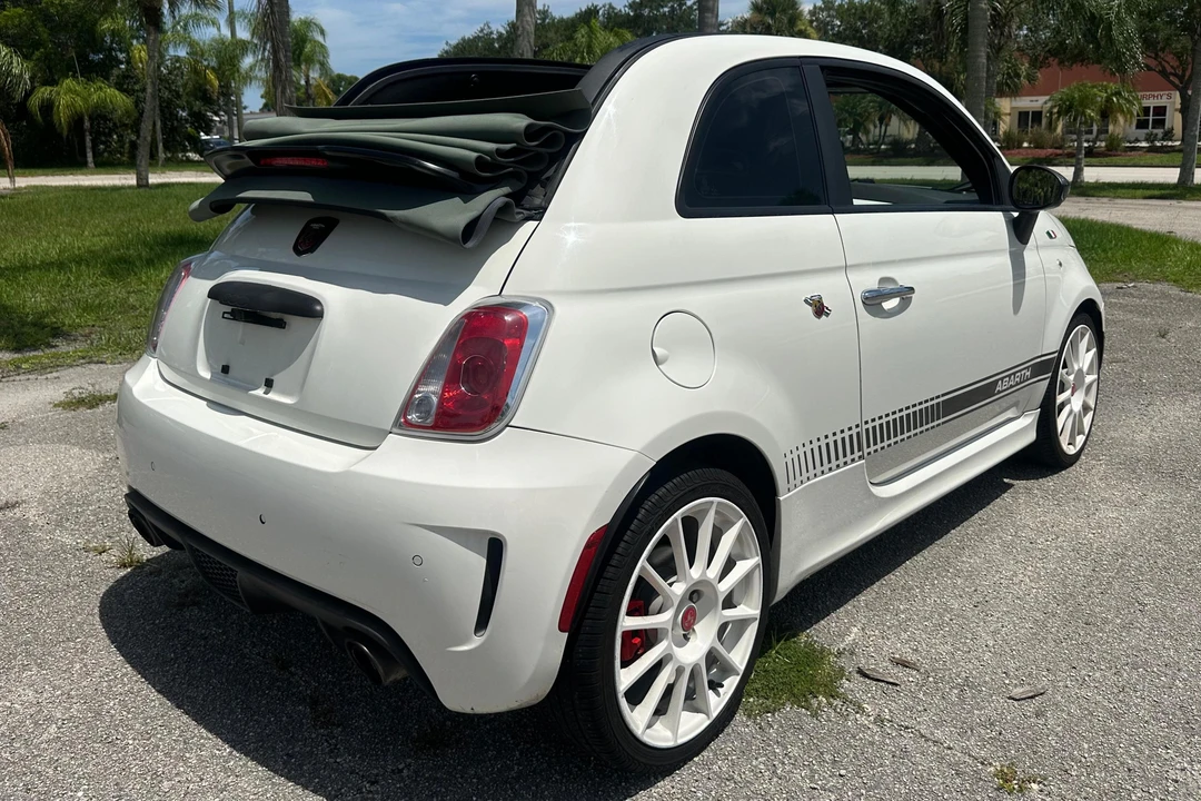 2013 Fiat Abarth 500 - Image 4 of 31