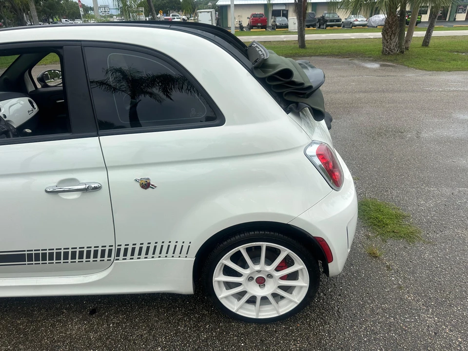 2013 Fiat Abarth 500 - Image 20 of 31