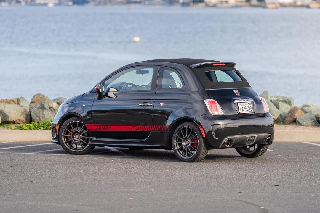 2013 Fiat Abarth 500 - Image 10 of 31