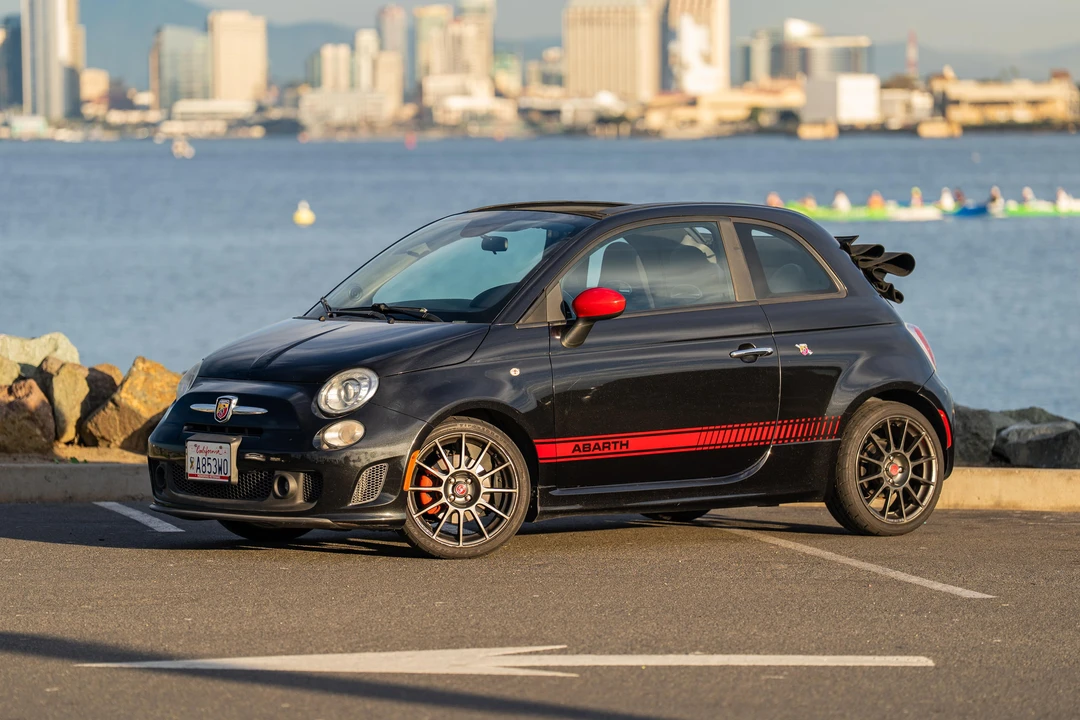 2013 Fiat Abarth 500 - Image 25 of 31