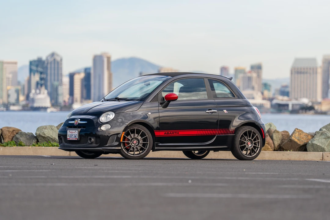 2013 Fiat Abarth 500 - Image 8 of 31