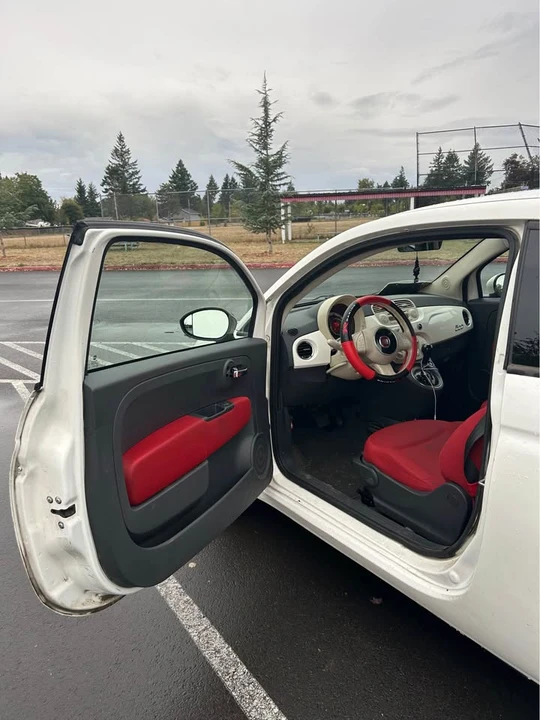 2013 Fiat 500 - Image 7 of 10
