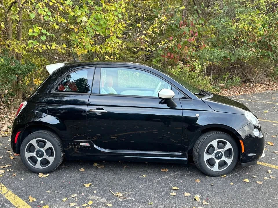 2013 Fiat 500 - Image 2 of 14