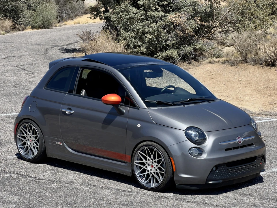 2013 Fiat 500e - Image 14 of 29