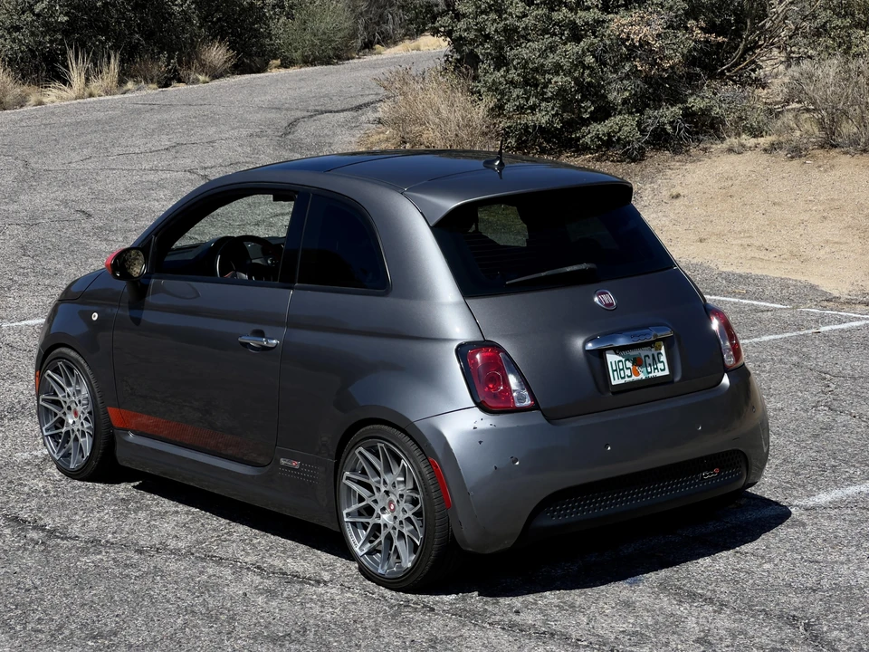 2013 Fiat 500e - Image 11 of 29