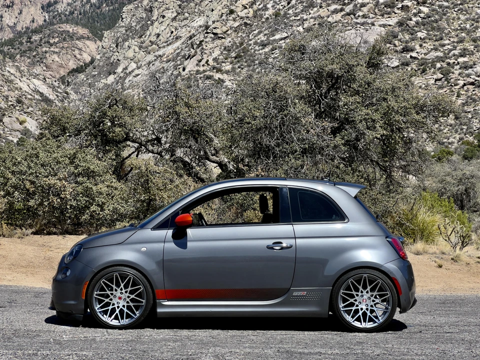 2013 Fiat 500e - Image 9 of 29