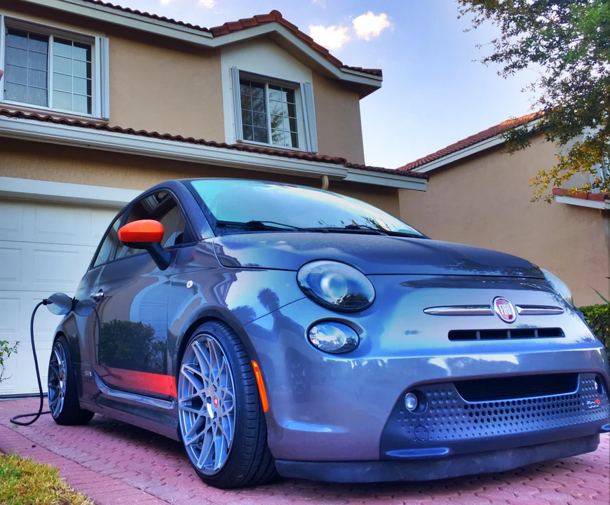 2013 Fiat 500e - Image 16 of 29