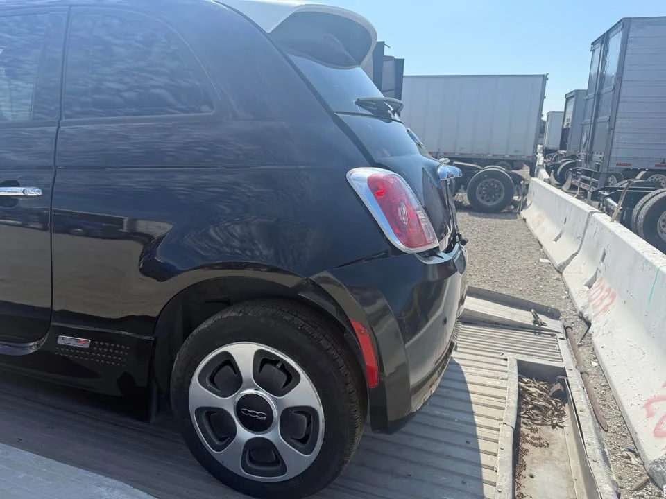 2013 Fiat 500e - Image 4 of 14