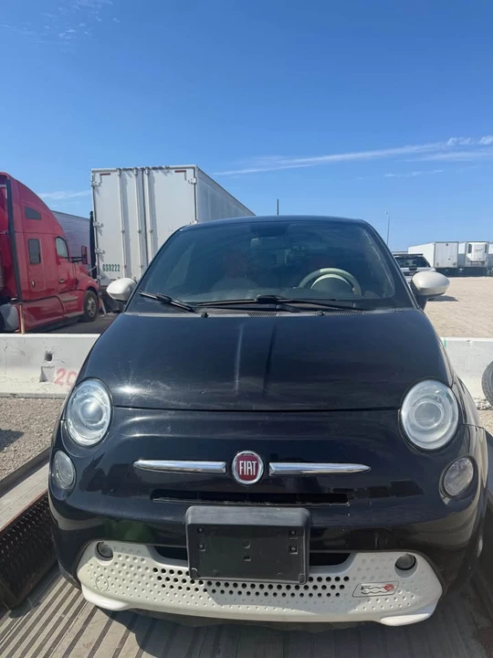 2013 Fiat 500e - Image 2 of 14