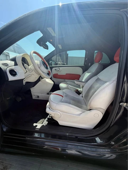 2013 Fiat 500e - Image 9 of 14