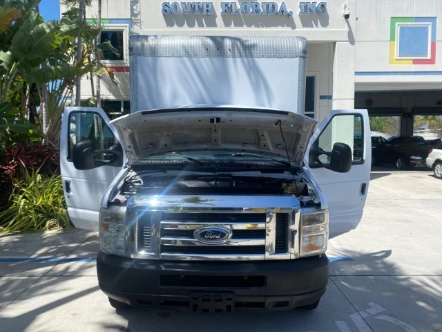 2013 Ford Econoline Van - Image 17 of 21