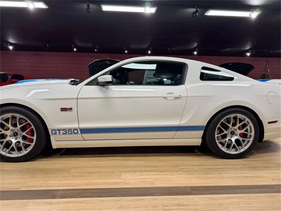 2013 Ford - Image 2 of 31