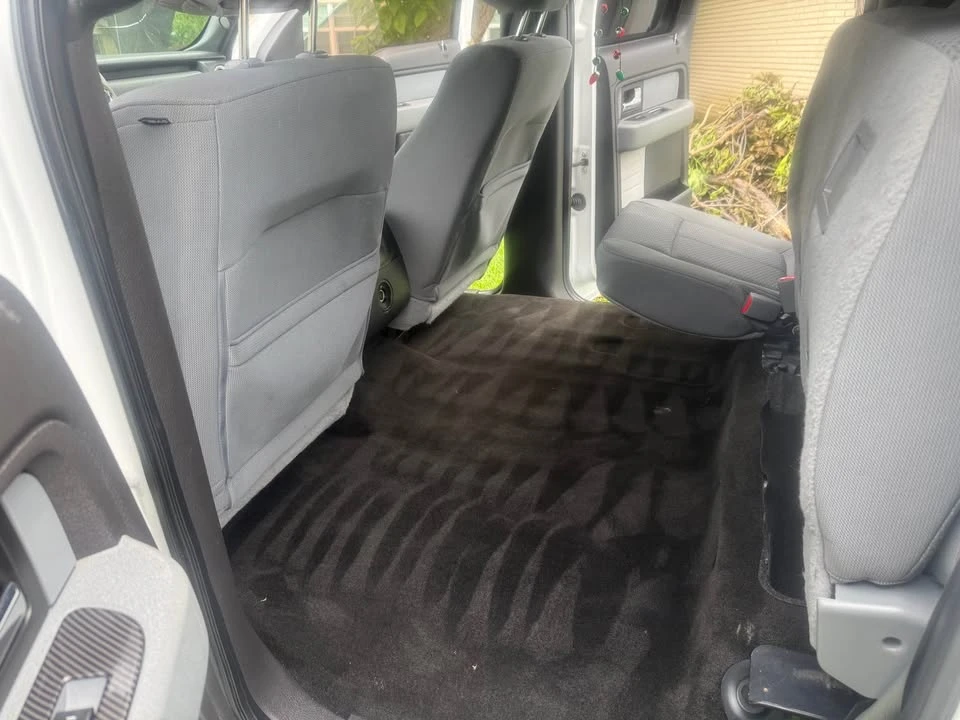 2013 Ford Econoline Van - Image 6 of 9