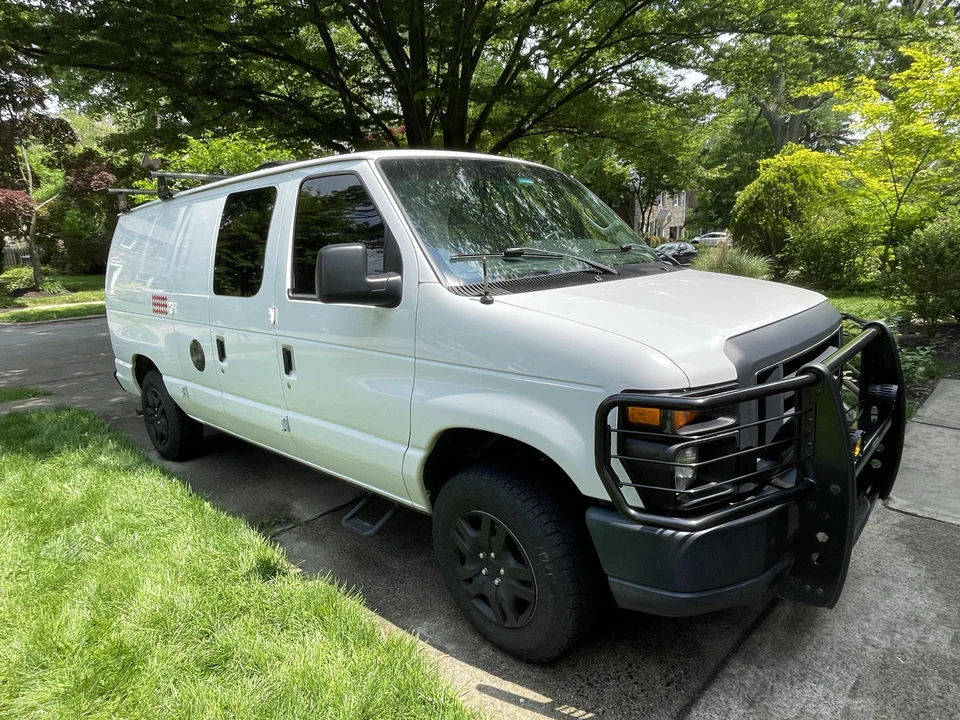 2013 Ford Econoline Van - Image 21 of 31