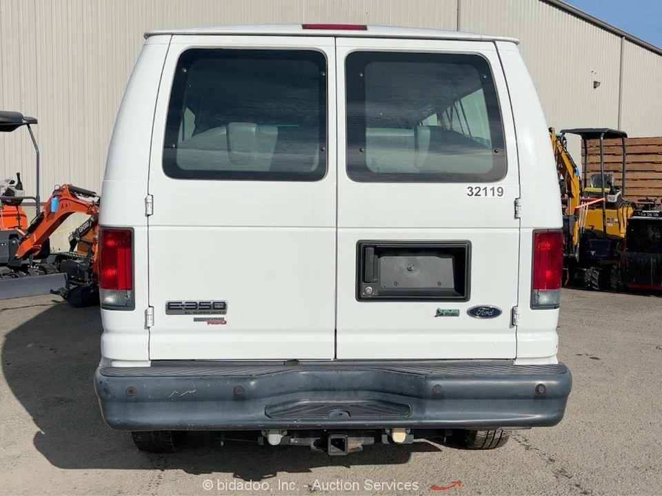 2013 Ford Econoline Van - Image 8 of 12