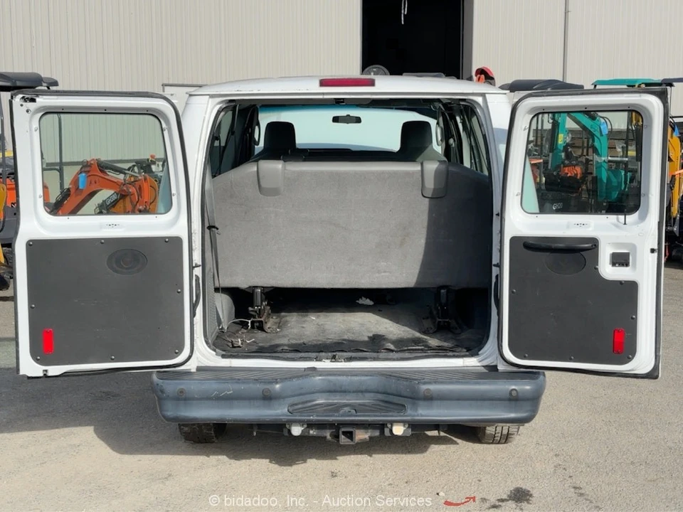 2013 Ford Econoline Van - Image 9 of 12