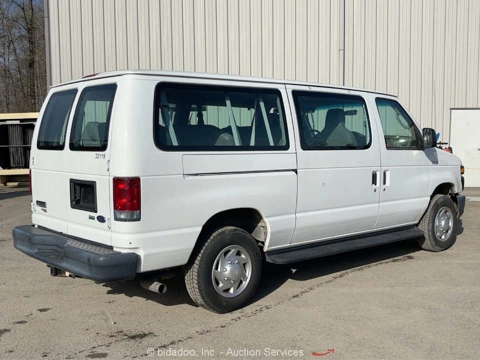 2013 Ford Econoline Van - Image 4 of 12