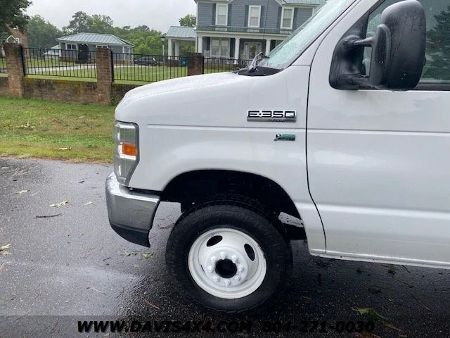 2013 Ford Econoline Van - Image 19 of 19