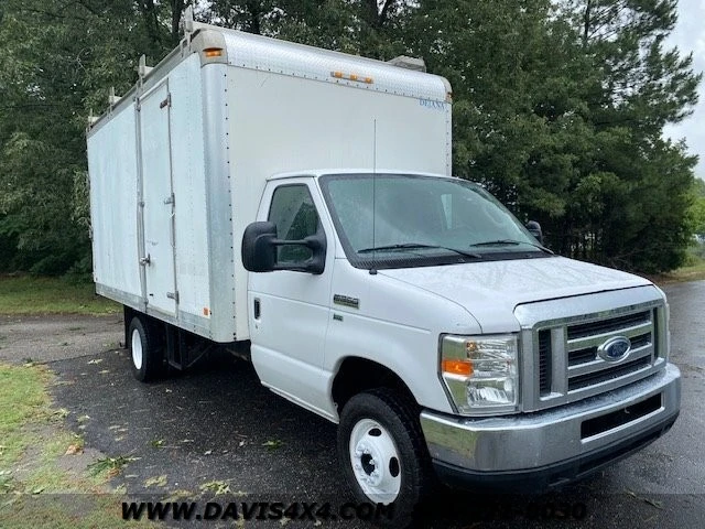 2013 Ford Econoline Van - Image 3 of 12