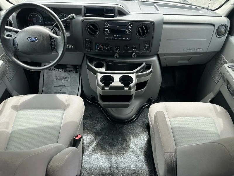 2013 Ford Econoline Van - Image 11 of 12