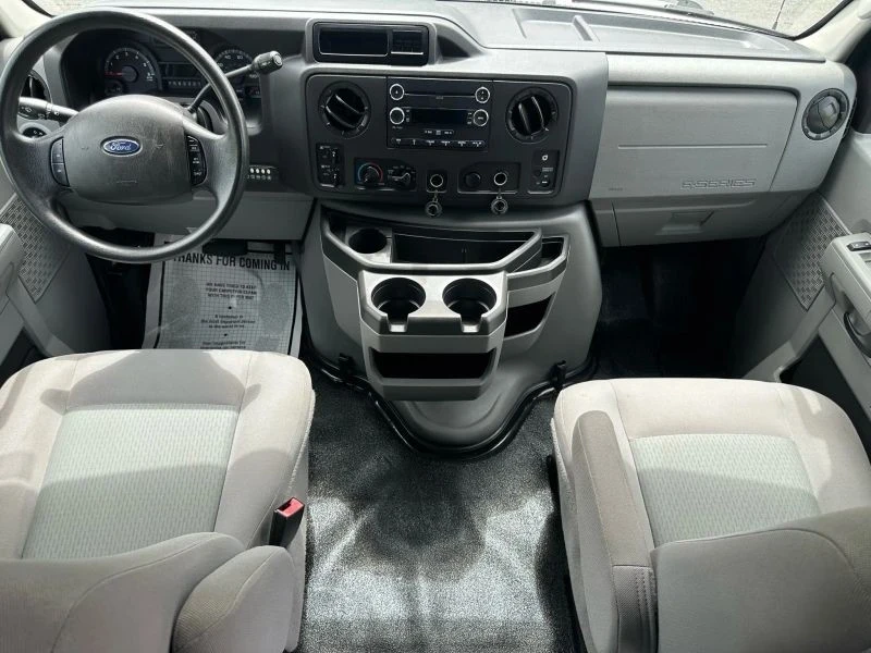 2013 Ford Econoline Van - Image 11 of 12