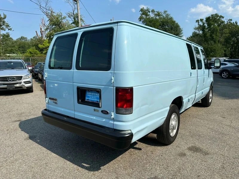2013 Ford Econoline Van - Image 4 of 12