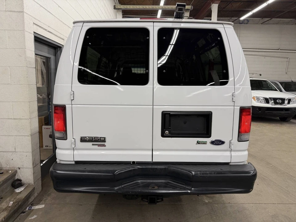 2013 Ford Econoline Van - Image 11 of 12