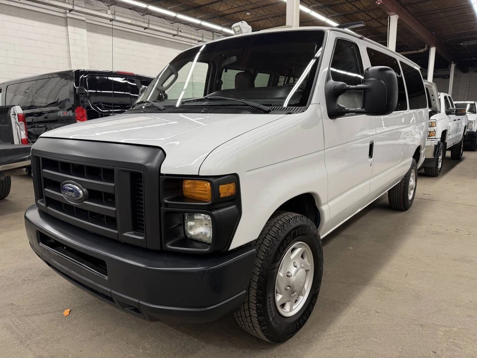 2013 Ford Econoline Van - Image 4 of 12