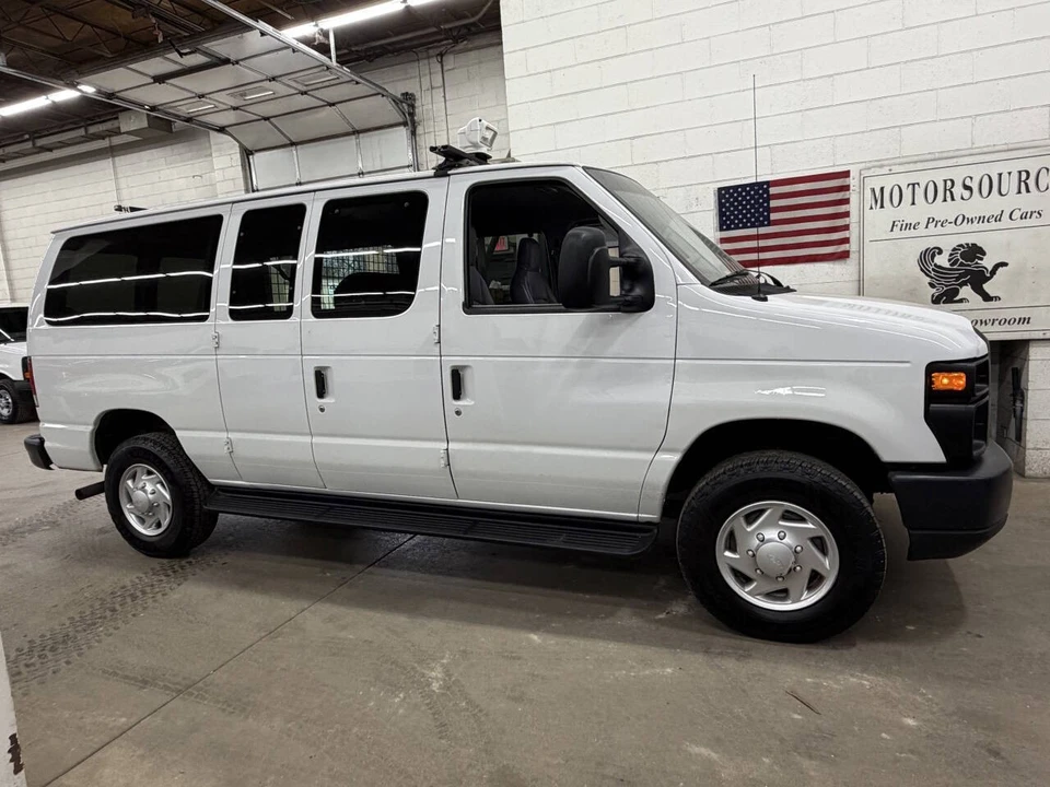2013 Ford Econoline Van - Image 14 of 21