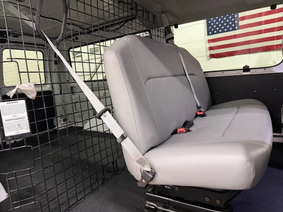 2013 Ford Econoline Van - Image 16 of 21