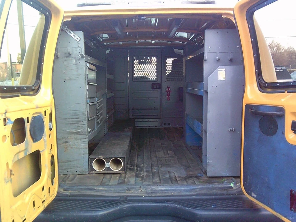 2013 Ford Econoline Van - Image 7 of 21