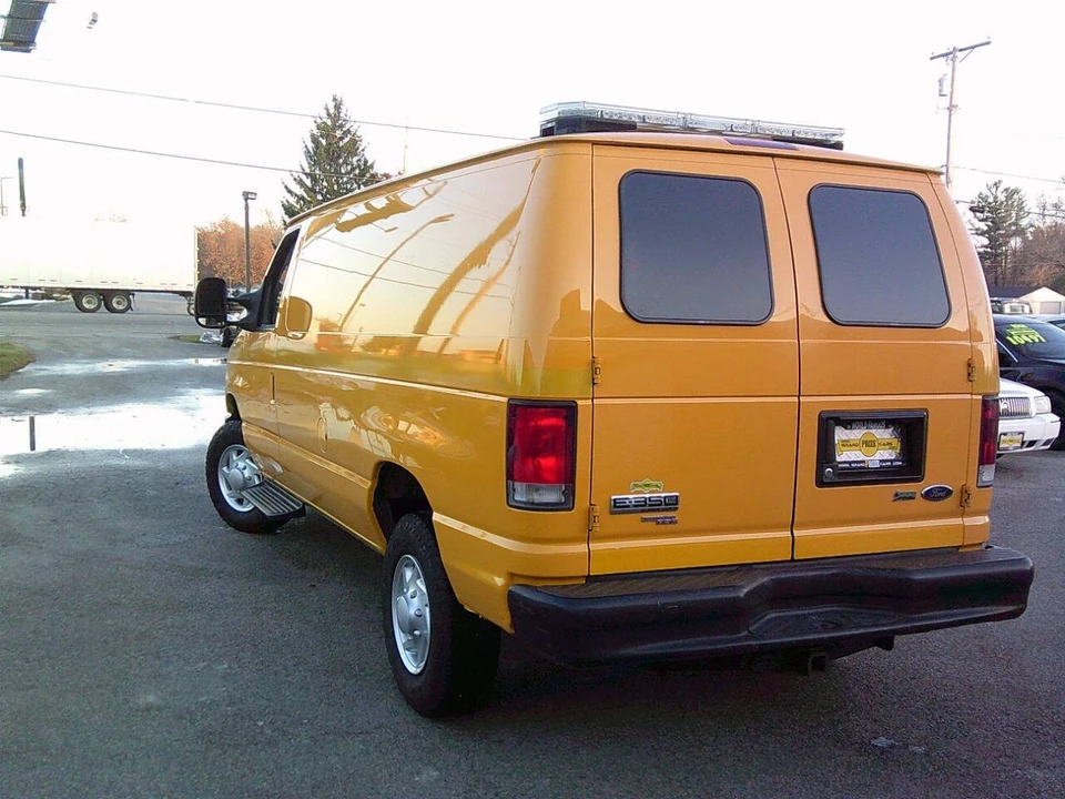2013 Ford Econoline Van - Image 6 of 21