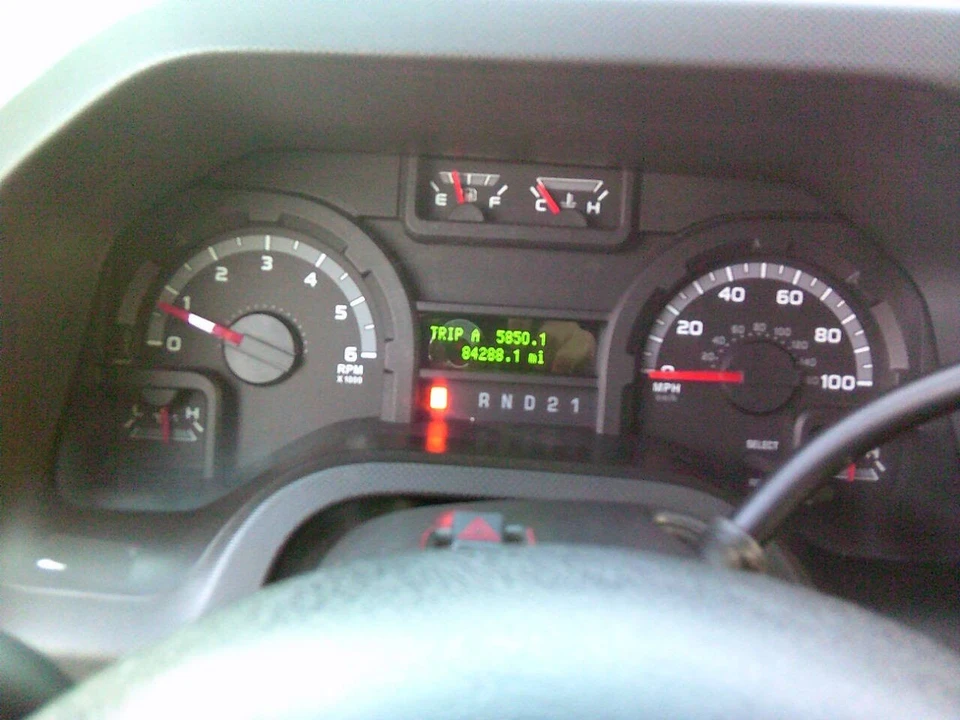2013 Ford Econoline Van - Image 21 of 21