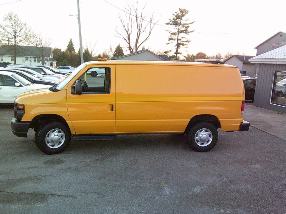 2013 Ford Econoline Van - Image 6 of 21
