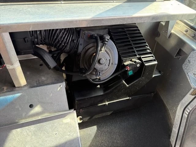 2013 Ford Super Duty 3rd Gen - Image 19 of 20