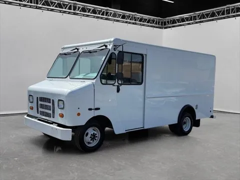 2013 Ford E-350 Super Duty Stripped Chassis