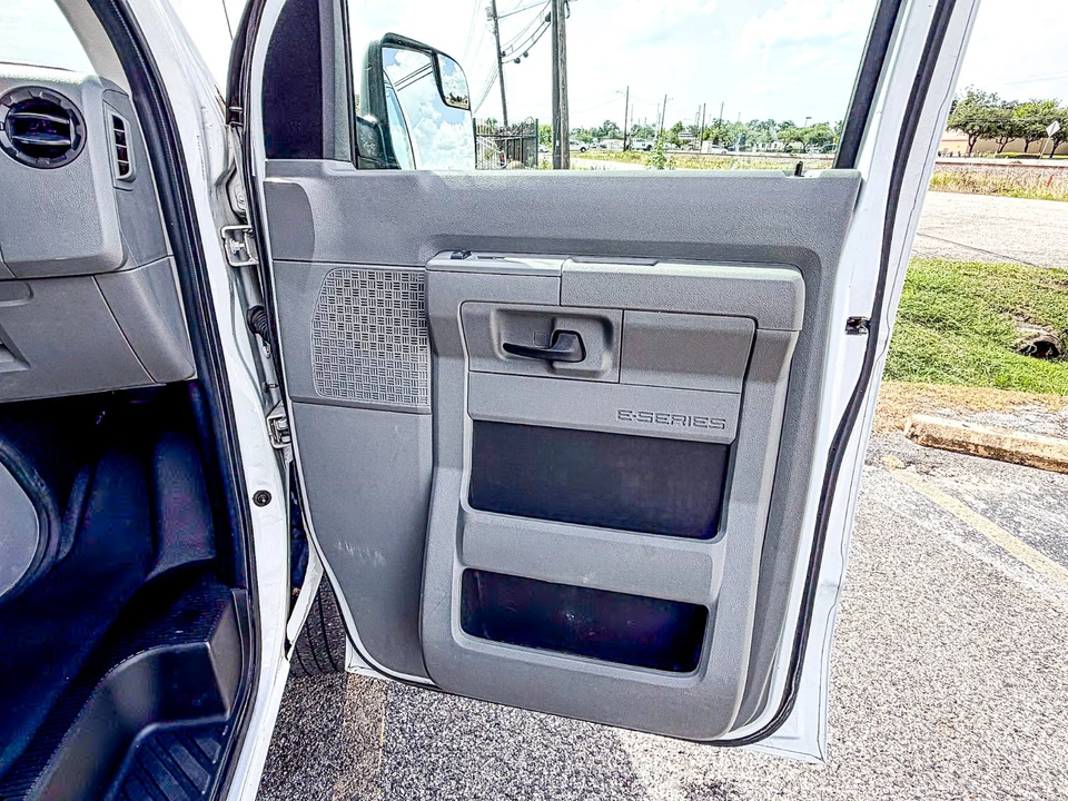 2013 Ford Super Duty 3rd Gen - Image 29 of 31