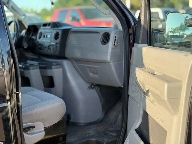 2013 Ford Econoline Van - Image 17 of 21