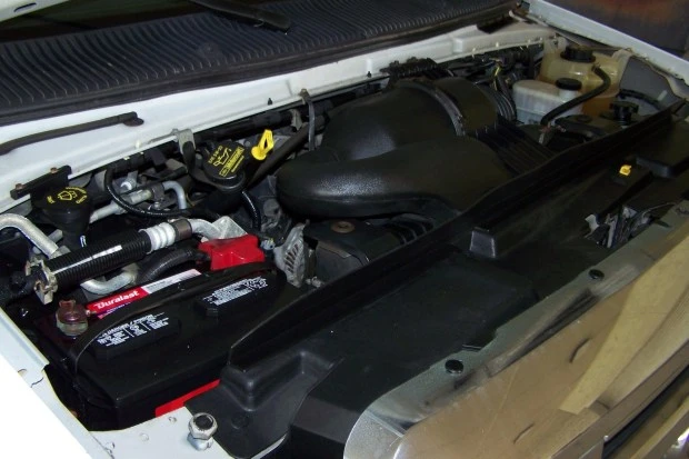 2013 Ford Econoline Van - Image 6 of 8