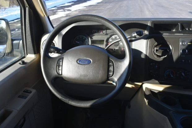2013 Ford Econoline Van - Image 5 of 8