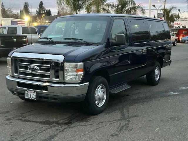 2013 Ford Econoline Van - Image 8 of 16