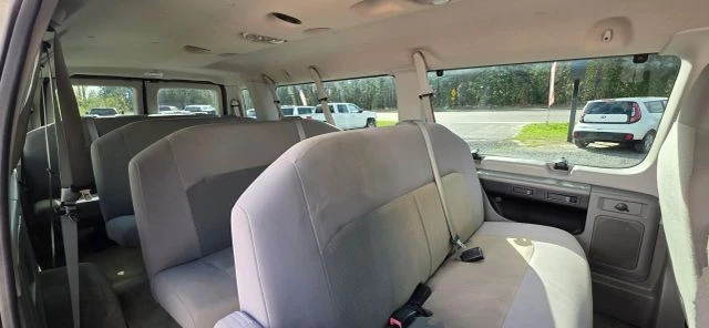 2013 Ford Econoline Van - Image 18 of 20