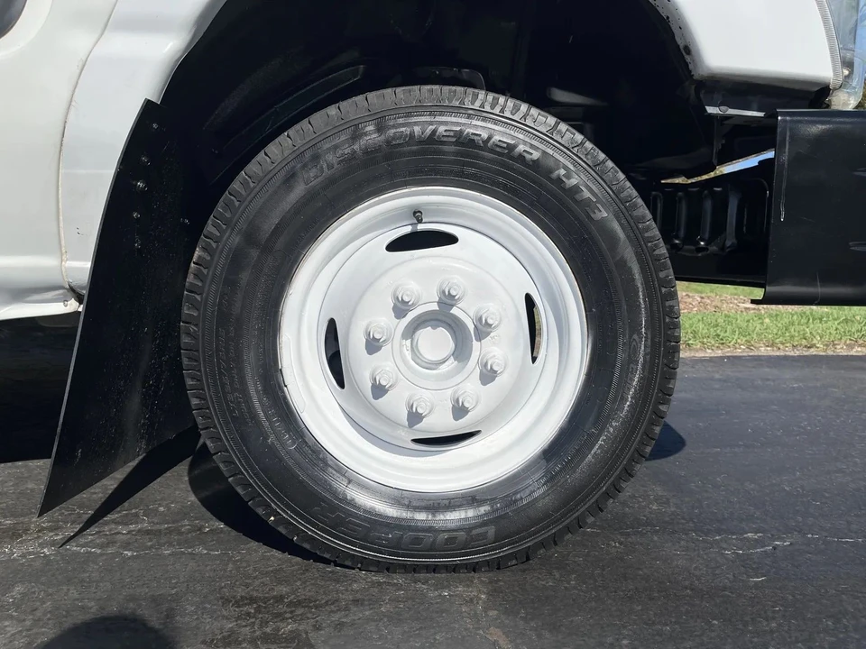 2013 Ford Econoline Van - Image 7 of 12