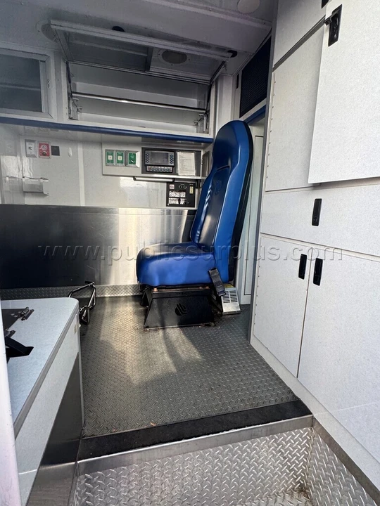 2013 Ford Econoline Van - Image 12 of 12