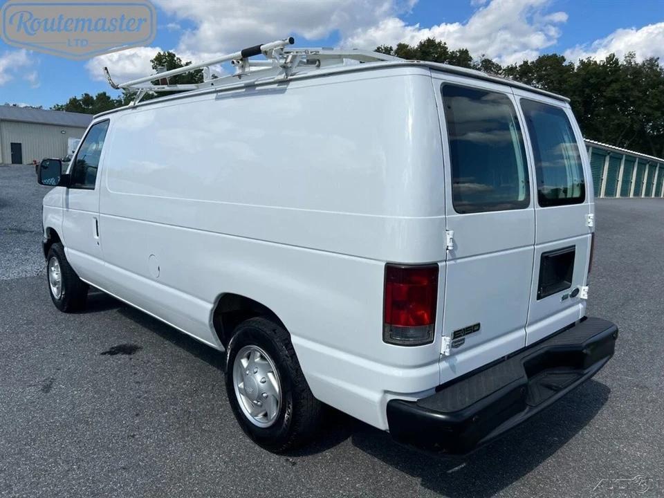 2013 Ford Econoline Van - Image 8 of 12